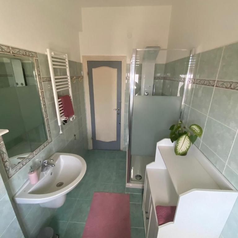 Genova Boccadasse - Three-Bedroom Apartment - 22