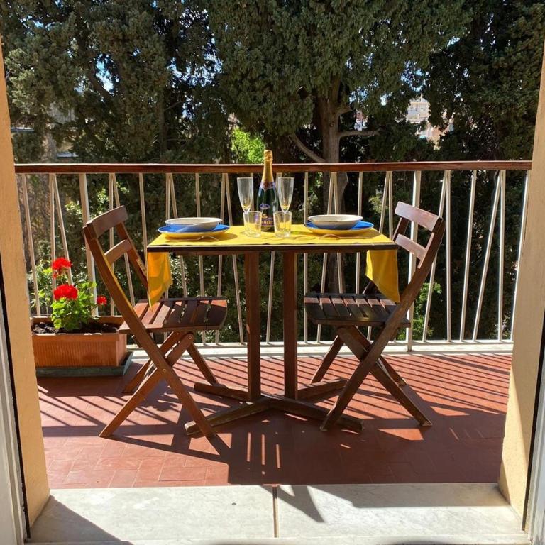 Genova Boccadasse - Three-Bedroom Apartment - 1
