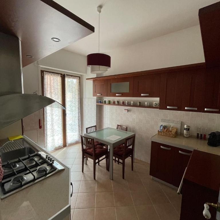 Genova Boccadasse - Three-Bedroom Apartment - 12