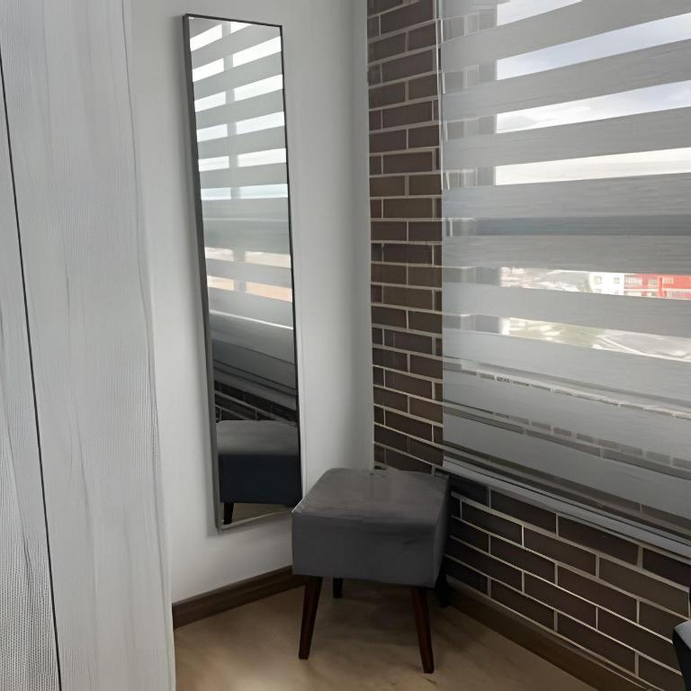 Estadia ideal cerca aeropuerto con parqueadero - Apartamento - 14