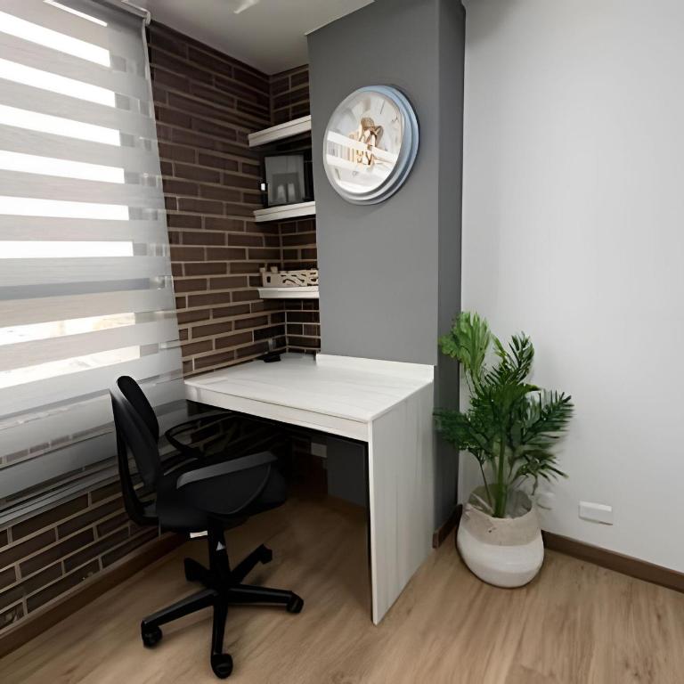 Estadia ideal cerca aeropuerto con parqueadero - Apartamento - 28