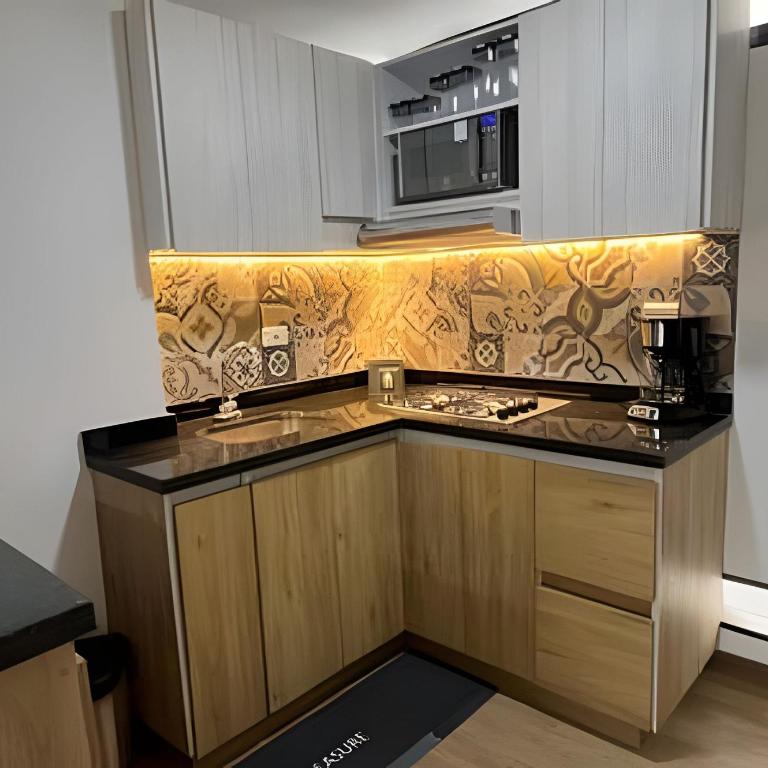 Estadia ideal cerca aeropuerto con parqueadero - Apartamento - 35