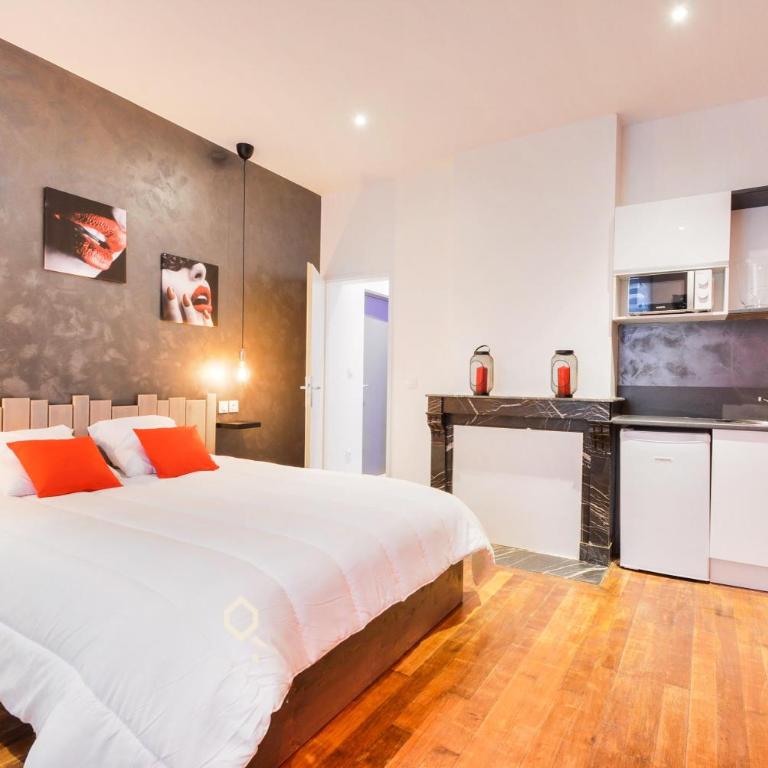 Sous le Charme de Charles Sauna & Jacuzzi Nancy - Appartement 1 Chambre - 10