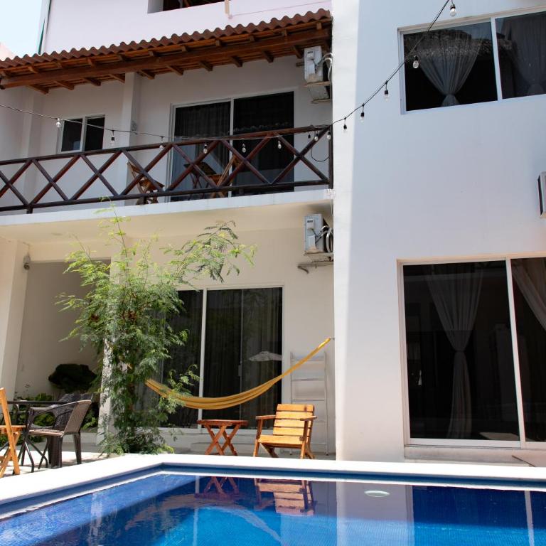 CASA GUAJE 5min to Beach Bacocho and Coral 3Floor House 6 Bedrooms all with AC 8 beds up to 16 Guests Wifi starlink - Apartamento - 9