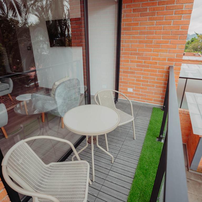 Estay Go Navarra Suite - Suite Deluxe con cama extragrande - 10