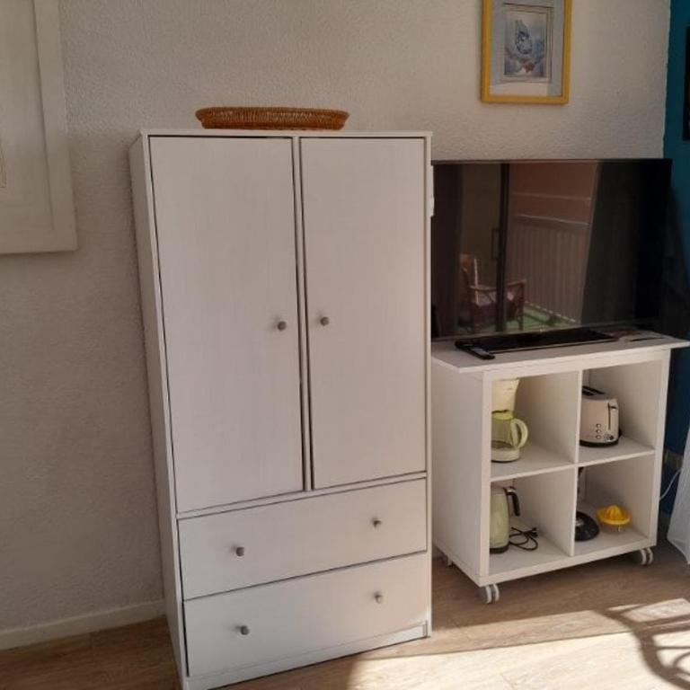 Joli appartement climatisé résidence avec piscine et plage du Grazel à 180m - Apartamento de 1 dormitorio con vistas a la piscina - 7