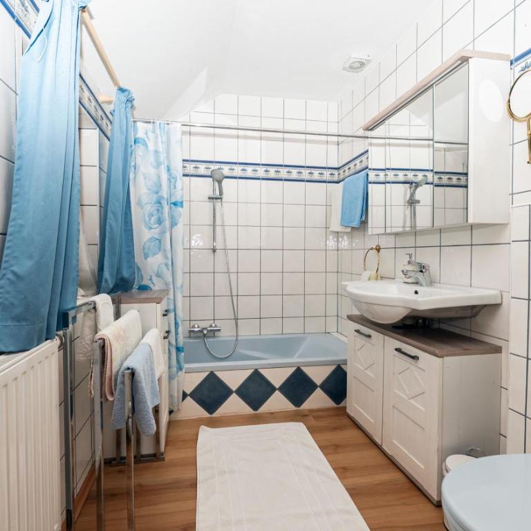 Haus Seegarten by Landluft - Apartment mit 1 Schlafzimmer und Seeblick - 17