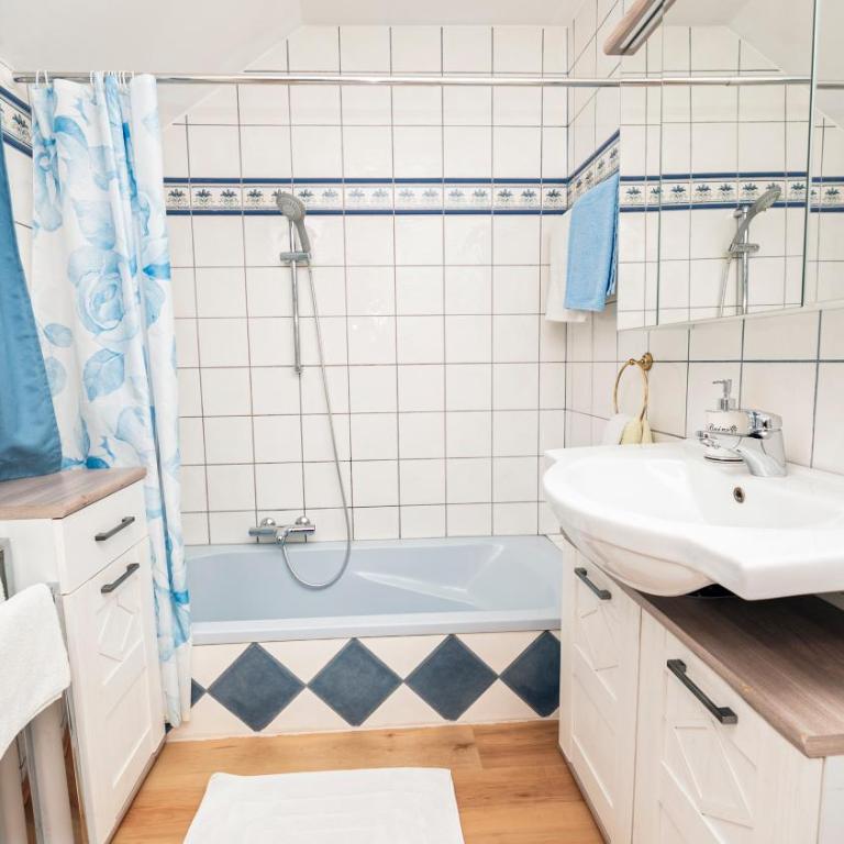 Haus Seegarten by Landluft - Apartment mit 1 Schlafzimmer und Seeblick - 20