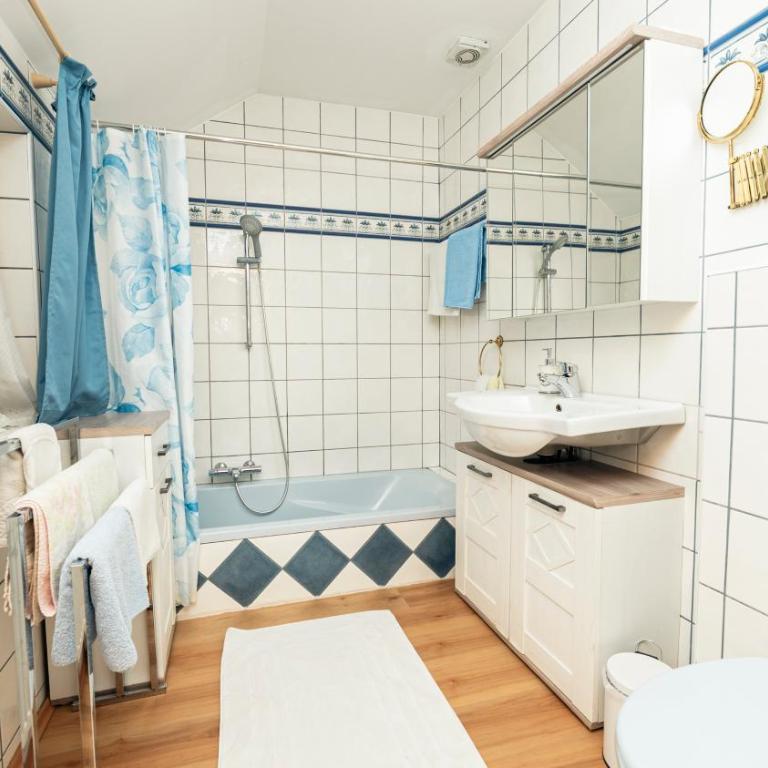 Haus Seegarten by Landluft - Apartment mit 1 Schlafzimmer und Seeblick - 19