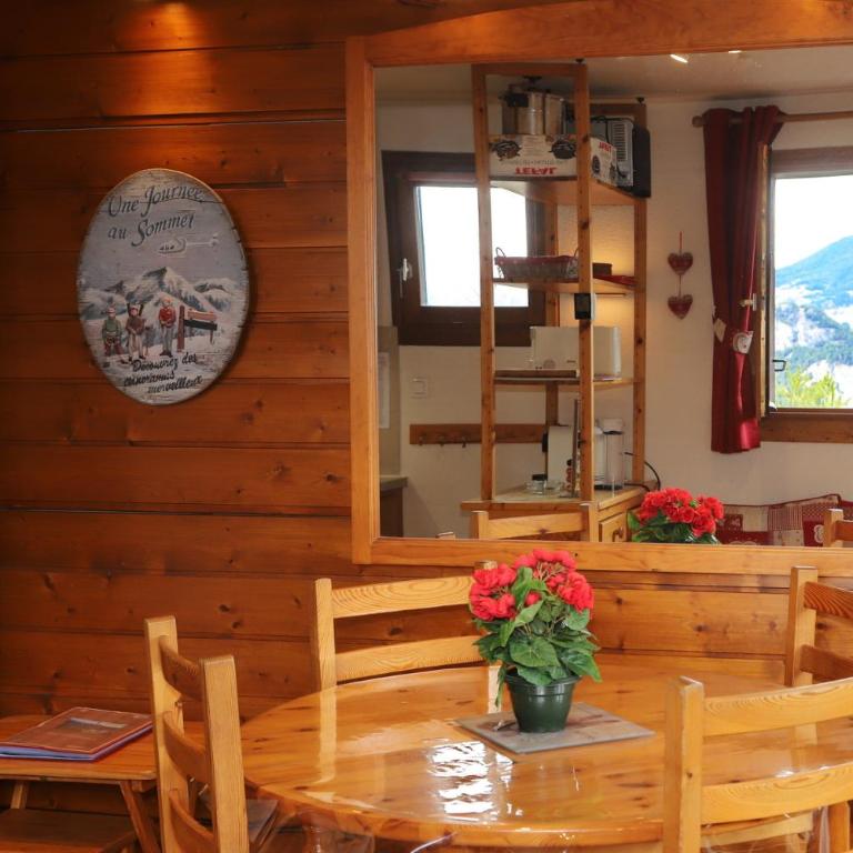 Votre location 3 étoiles à La Norma - Savoie - Appartement 2 Chambres avec Balcon - 6