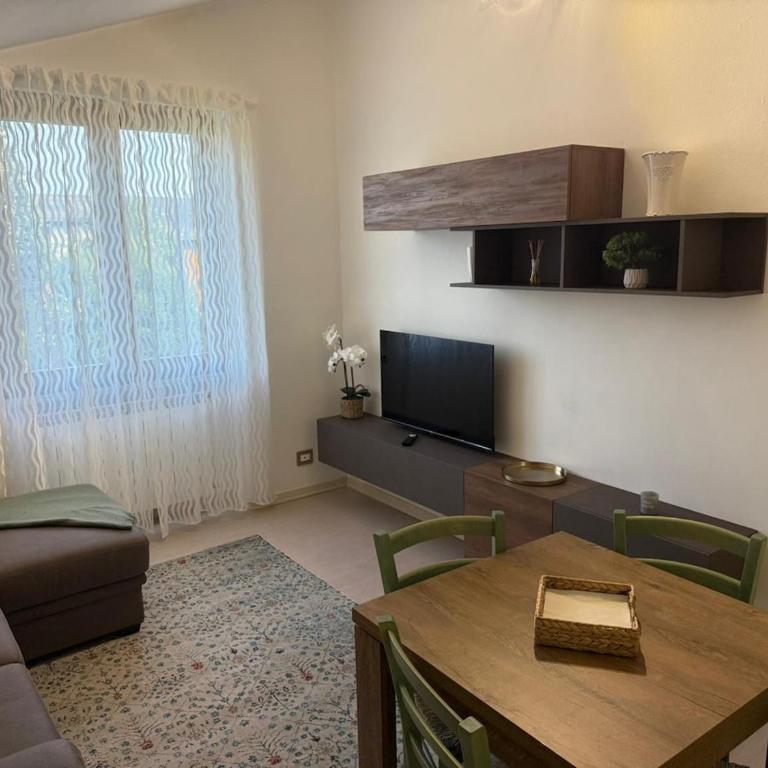 Lake View Residence Castello - Appartamento con 2 Camere da Letto - 9
