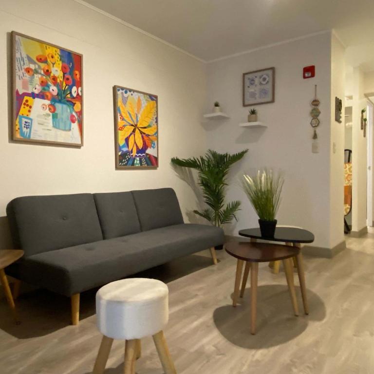 Elegant 1BR Pool in the Heart of the City - Apartment - 11