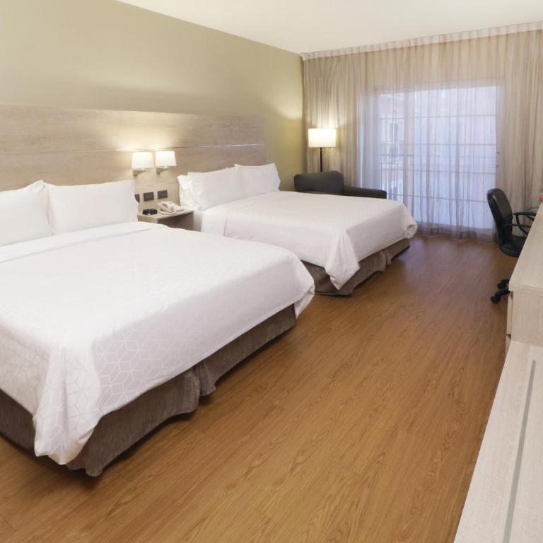 Holiday Inn Express Monterrey Galerias-San Jeronimo by IHG - Standard Room with Two Queen Beds - 2