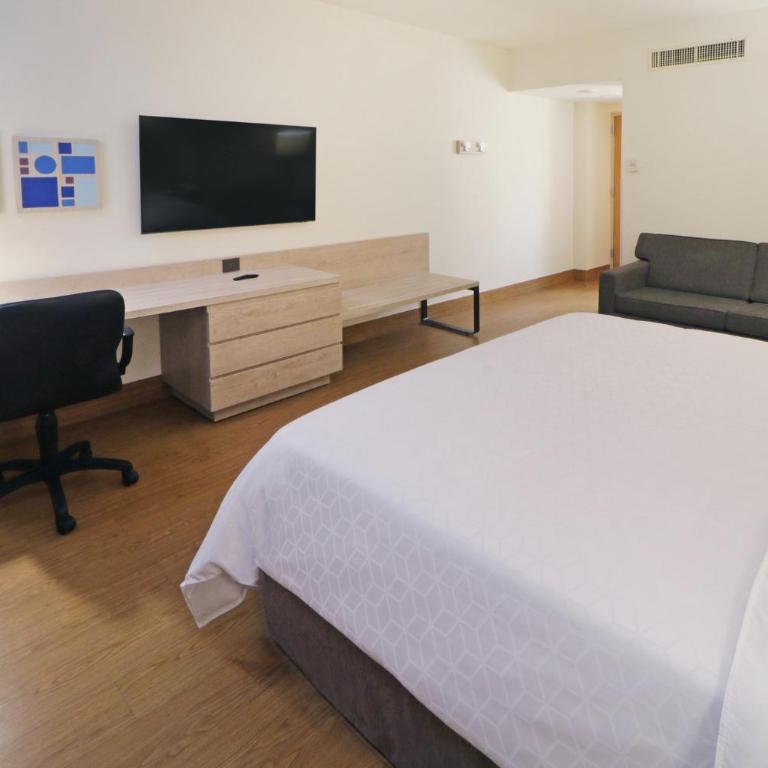 Holiday Inn Express Monterrey Galerias-San Jeronimo by IHG - Habitación Estándar - Cama extragrande - 5