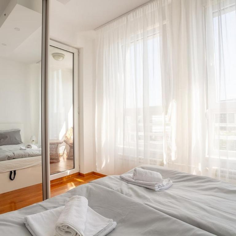 DC Belgrade, modern, super comfy, garage parking - One-Bedroom Apartment - 20