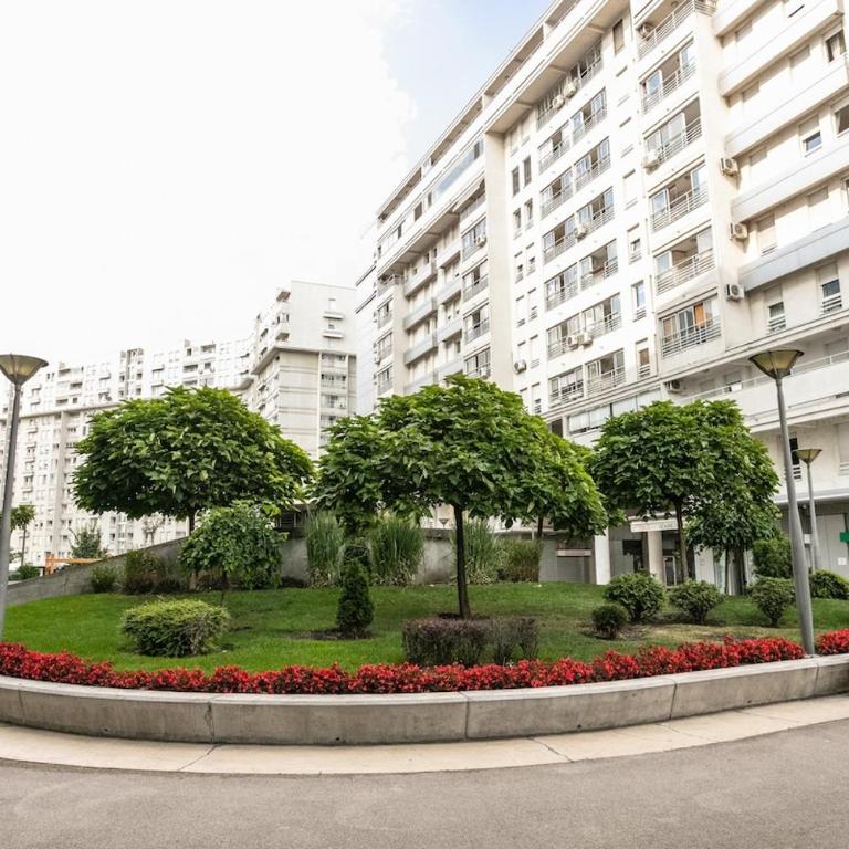 DC Belgrade, modern, super comfy, garage parking - One-Bedroom Apartment - 33