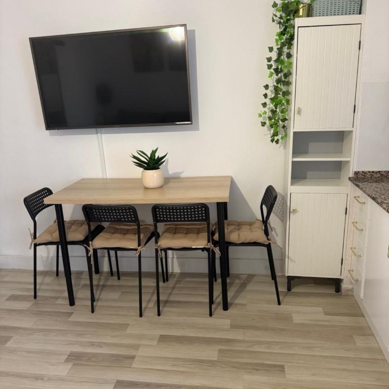 Valdelagrana vistas al mar, piscinas primera linea cadiz - Apartamento de 1 dormitorio - 25