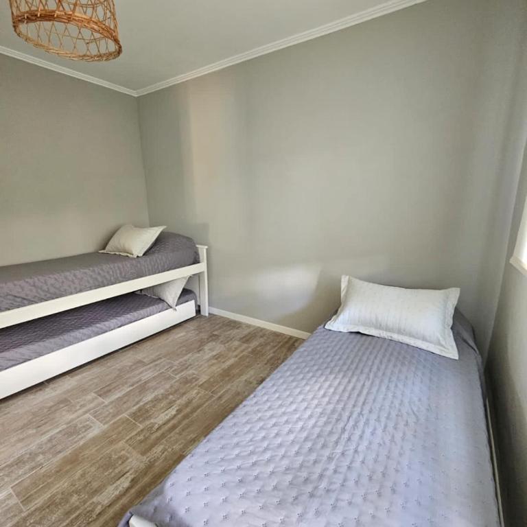 Casa con pileta en la caleta - One-Bedroom House - 1