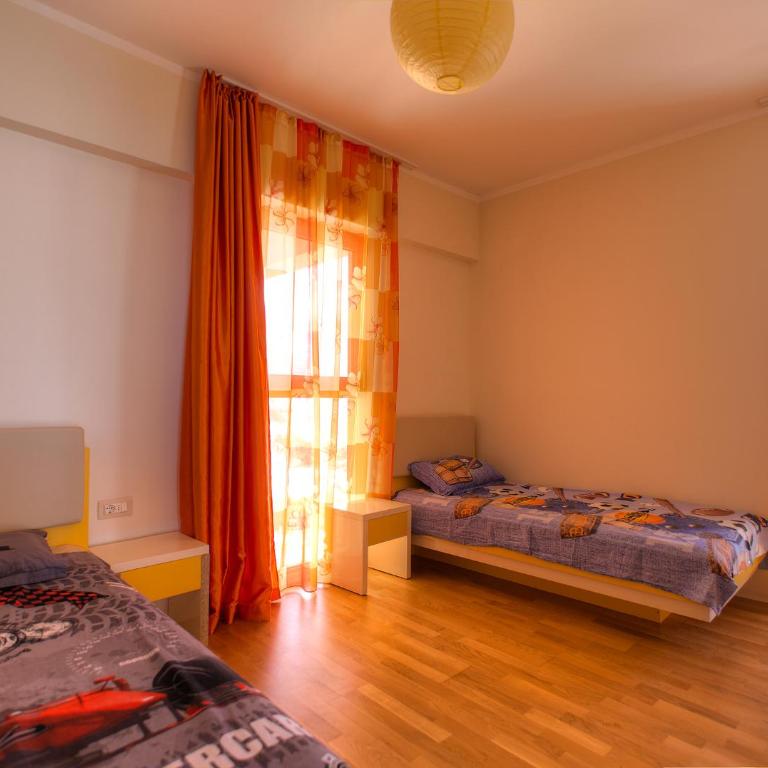 Harmonia Sunrise Apartments - Three-Bedroom Premium Apartment with Resort View - 8
