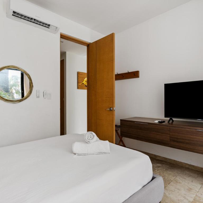 The Shore by Stella - 2BR Rooftop Pool & Gym - 6