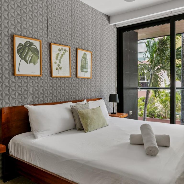The Shore by Stella - 2BR Rooftop Pool & Gym - 4