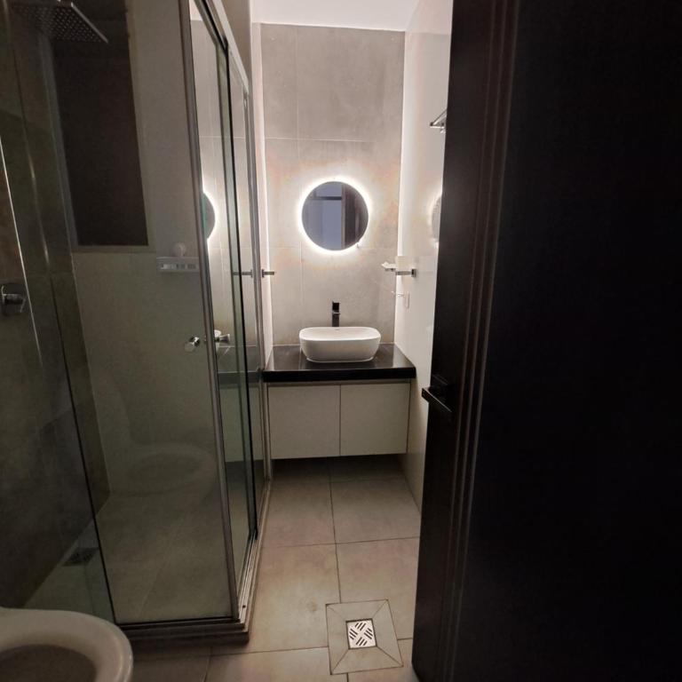 Cómodo departamento en barrio petrolero - Apartamento de 2 dormitorios - 23
