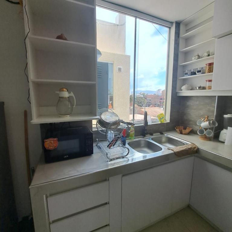 Cómodo departamento en barrio petrolero - Apartamento de 2 dormitorios - 16