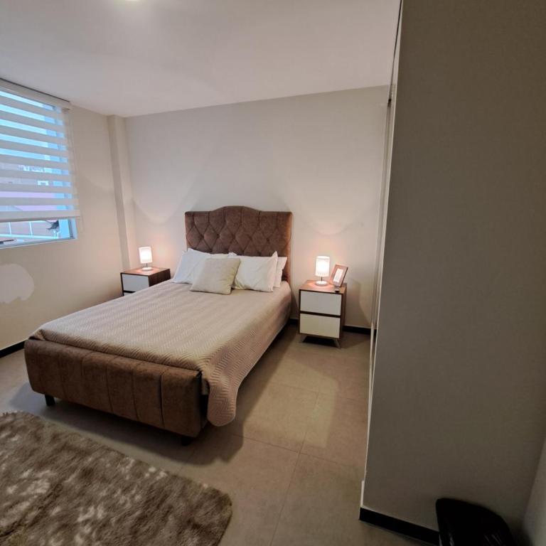 Cómodo departamento en barrio petrolero - Apartamento de 2 dormitorios - 5