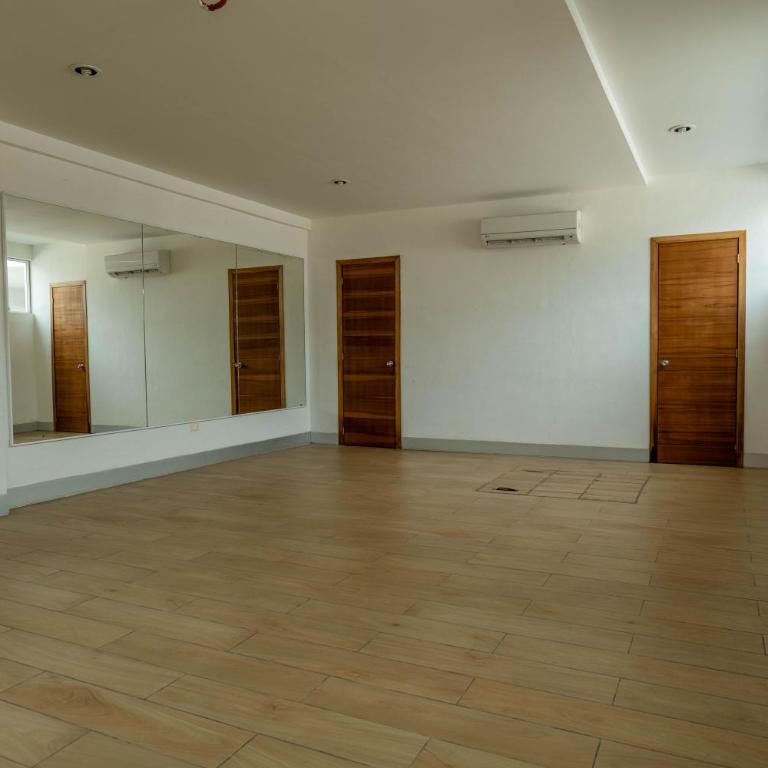 lujoso apto,en el corazón de Cancún Torre Tzalam a 5 min de la entrada a la zona hotelera - Two-Bedroom Apartment with Pool View - 15