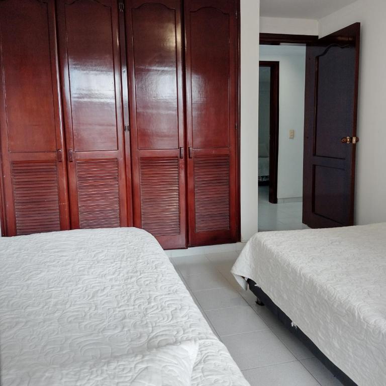 EL HOSTAL DE FIDELINA - Habitación Triple Básica con baño compartido - 1