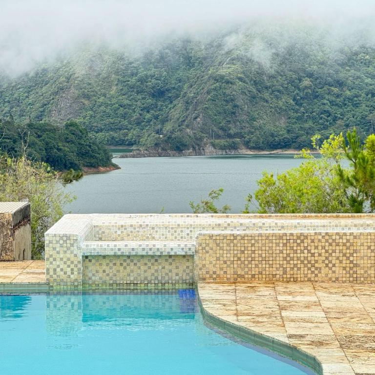 Un Pedacito de Santorini en el Lago Calima - Villa - 99
