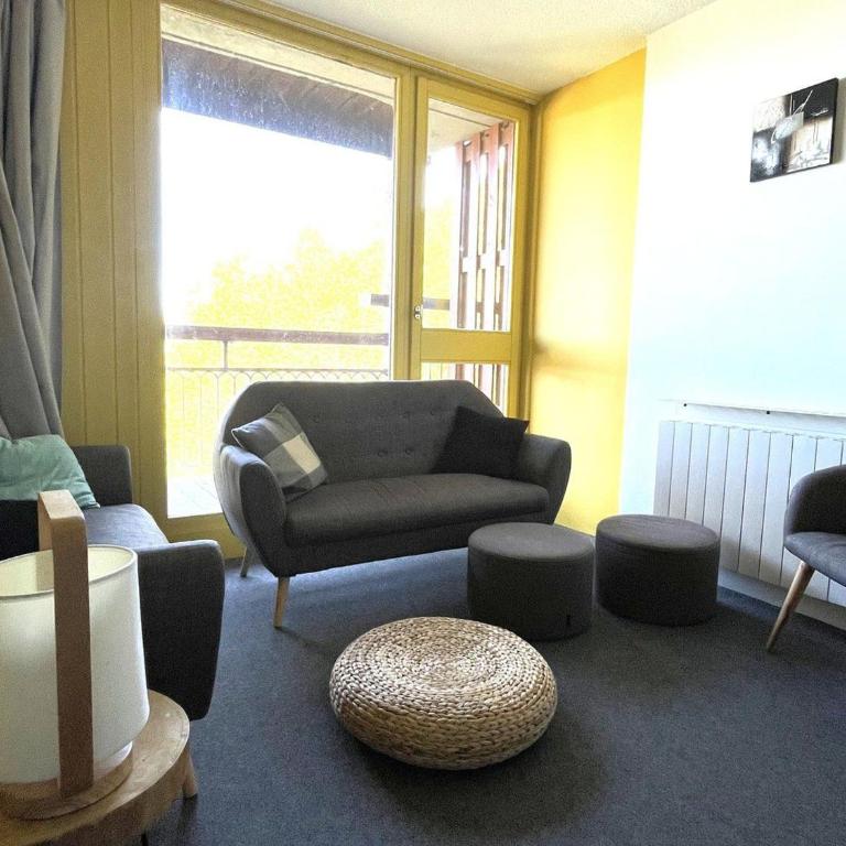 Appartement rénové 3 pièces avec balcon et WIFI - FR-1-346-533 - Appartement - 3
