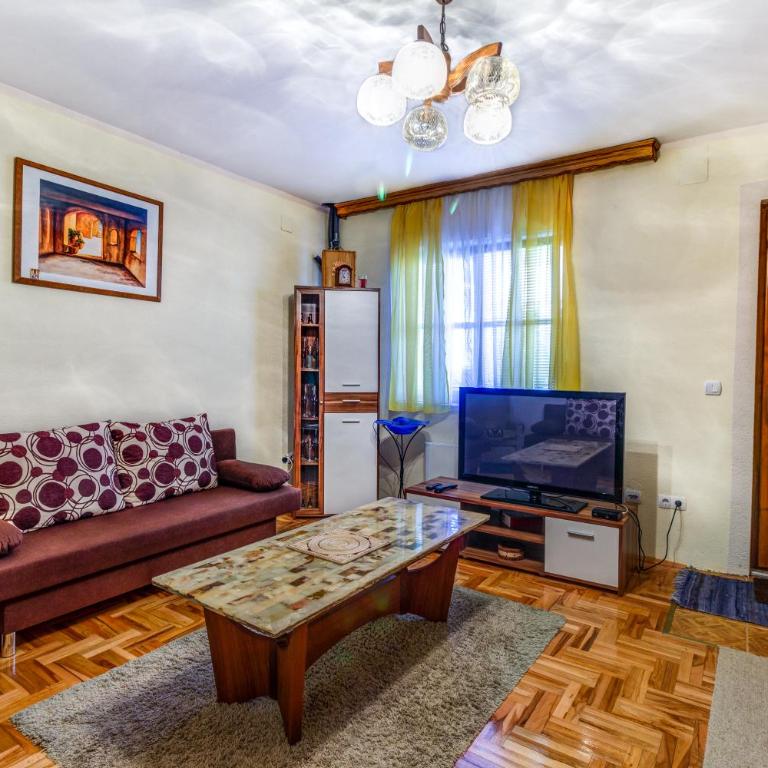 Guest House Vila Djokic - Suite - 1