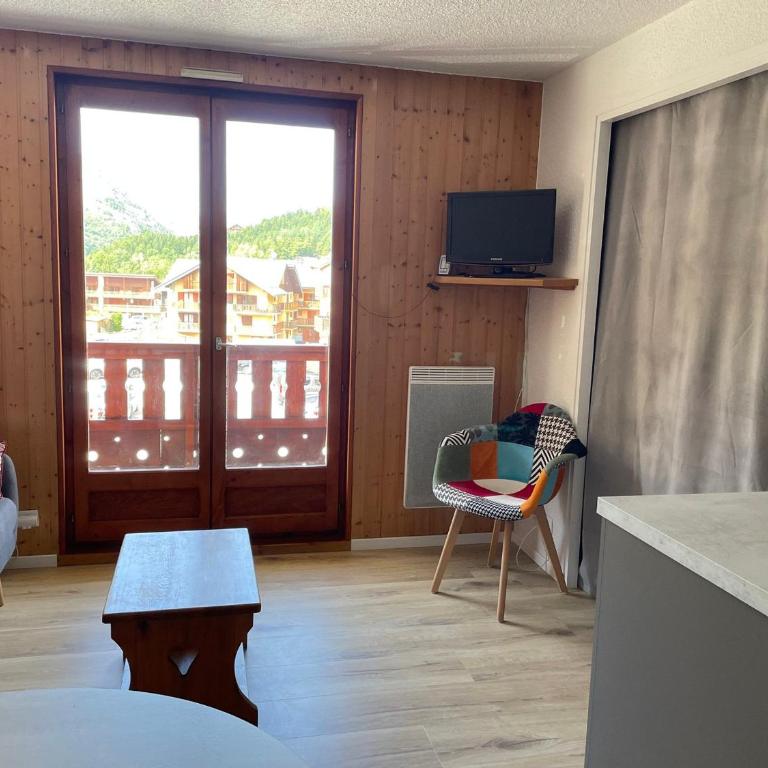 Studio cabine 4 pers. 3* avec balcon exposé Nord-Ouest - FR-1-263-607 - Monolocale - 2