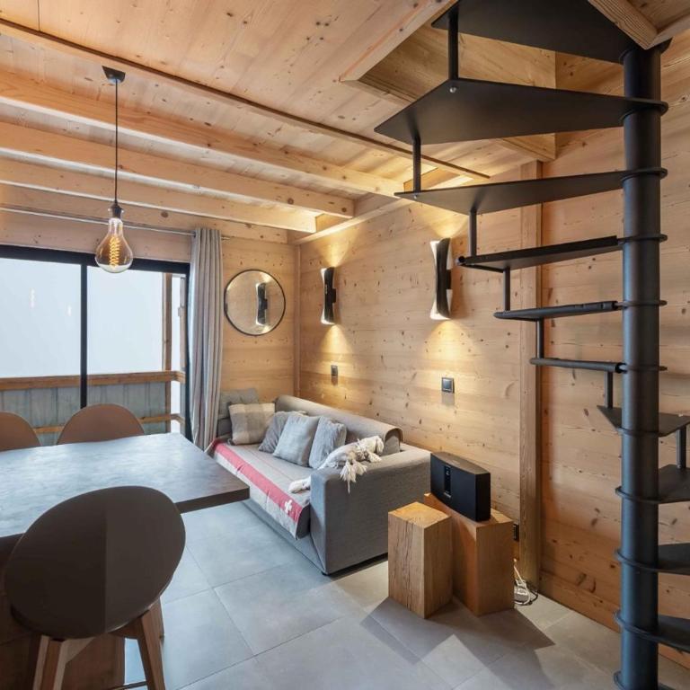 Duplex 6 personnes, cœur de station, balcon et animaux bienvenus - FR-1-640-79 - Apartamento - 2