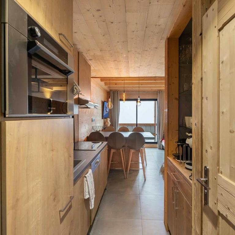 Duplex 6 personnes, cœur de station, balcon et animaux bienvenus - FR-1-640-79 - Apartamento - 4