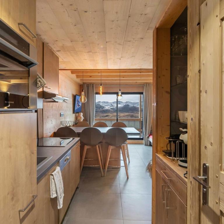 Duplex 6 personnes, cœur de station, balcon et animaux bienvenus - FR-1-640-79 - Apartamento - 6