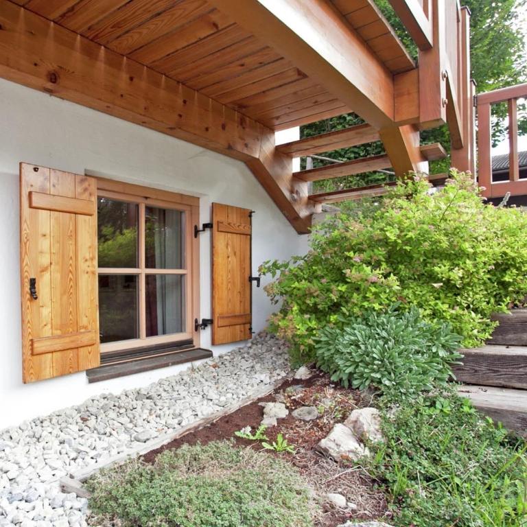Chalet for 10 people with access to the swimming pool - Ferienhaus - 3