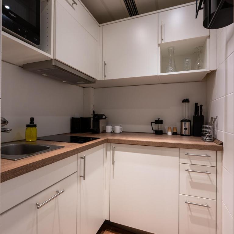 Homes by King's - Appartamento Deluxe - 12