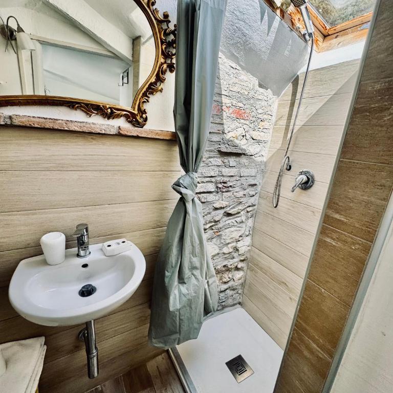My Home Assisi - Camera Matrimoniale con Bagno Privato - 4