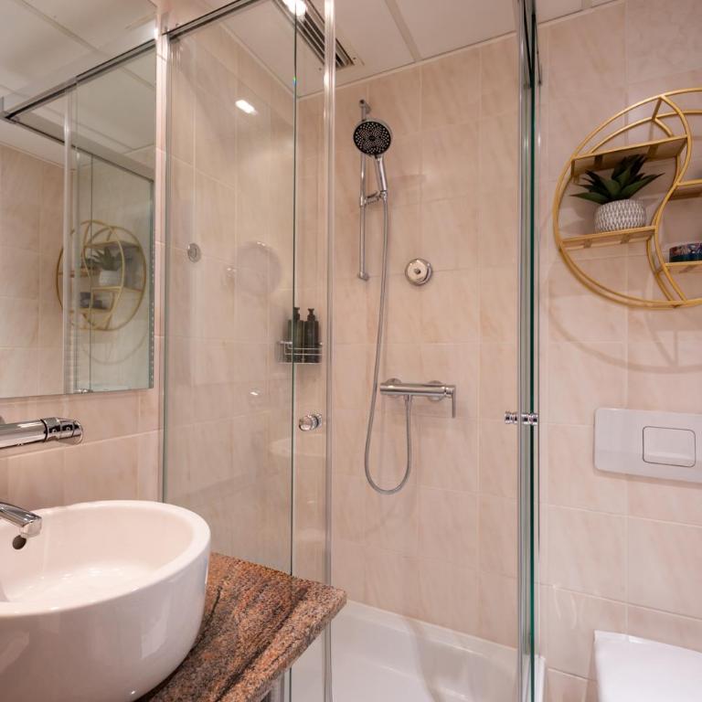 Homes by King's - Appartamento Deluxe con 1 Camera da Letto - 3