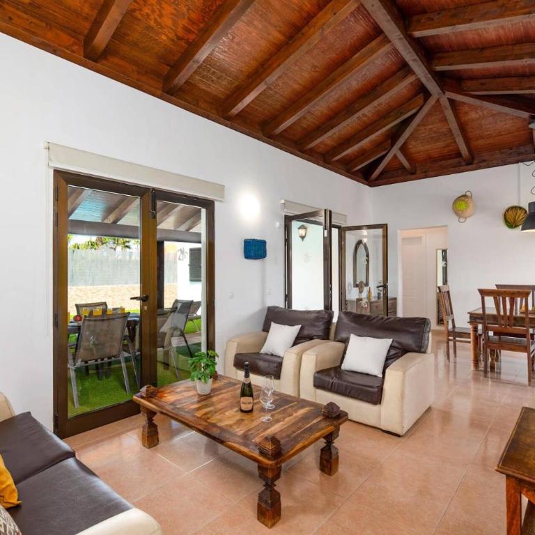 Villa Casablanca by Villa Plus - Villa - 7