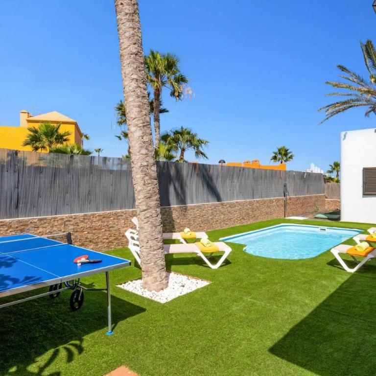 Villa Casablanca by Villa Plus - Villa - 11