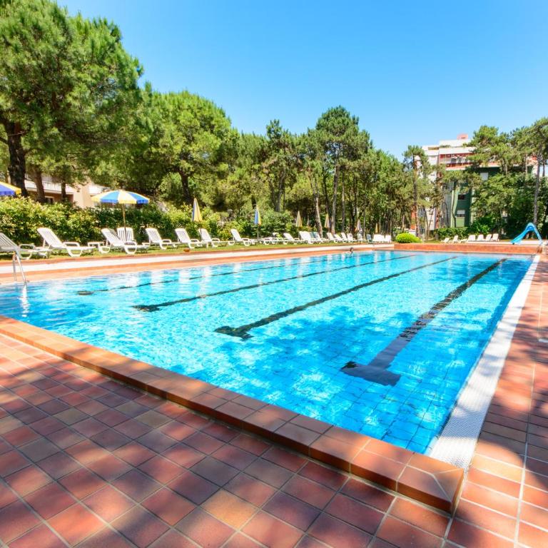 Appartamenti Vacanza Albatros - Appartamento Superior con 2 Camere da Letto (6 Adulti) - Via Julia 3/5 - 2