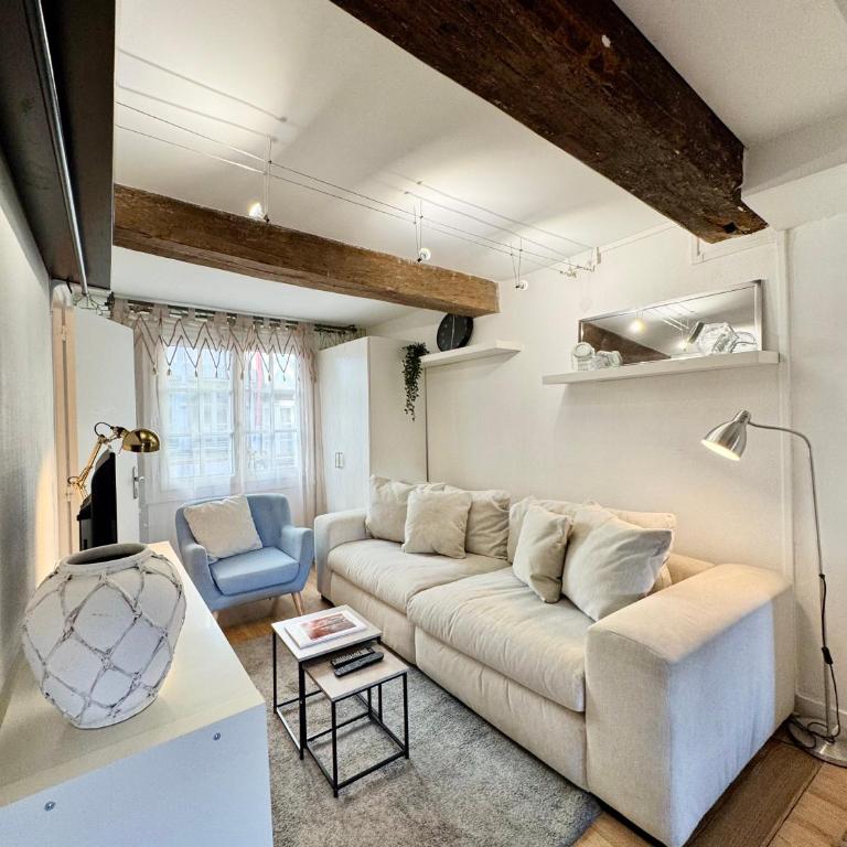 Le Saint Georges avec terrasse, Hyper centre ville - Apartment mit 1 Schlafzimmer - 24
