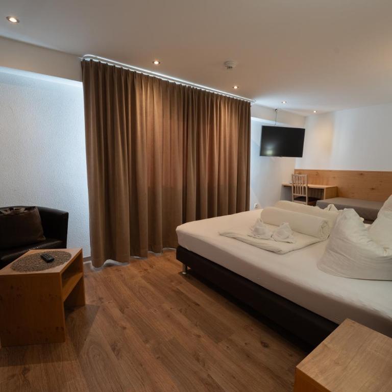 Alpenhotel Regina - Suite mit 2 Schlafzimmern - 8