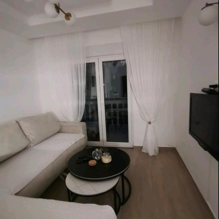 Apartman Budva - Apartman s 1 Spavaćom Sobom i Terasom - 11