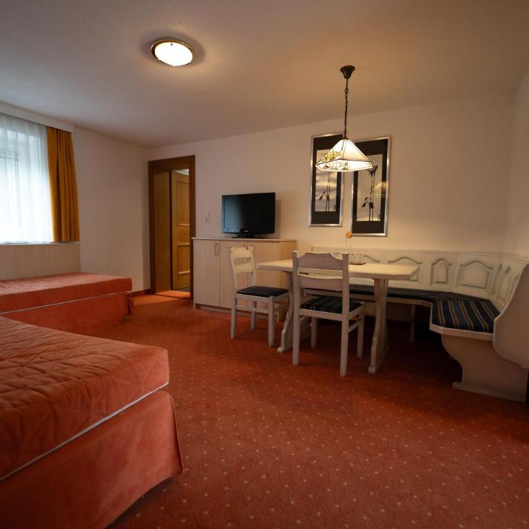 Alpenpension Regina - Apartment mit Blick auf die Berge - 13
