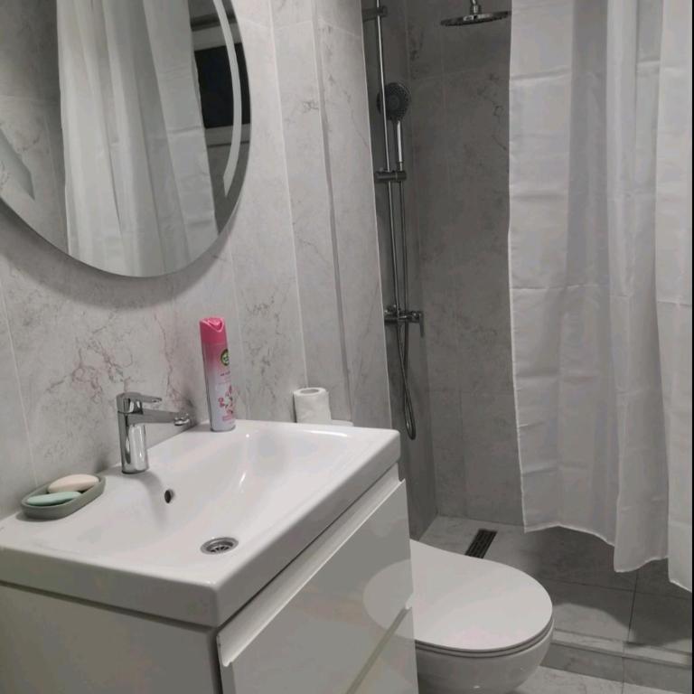 Apartman Budva - Apartman s 1 Spavaćom Sobom i Terasom - 21