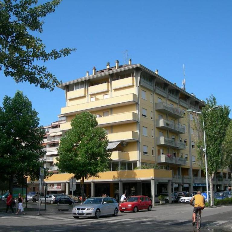 Spacious apartment near the beach - Appartamento - 4